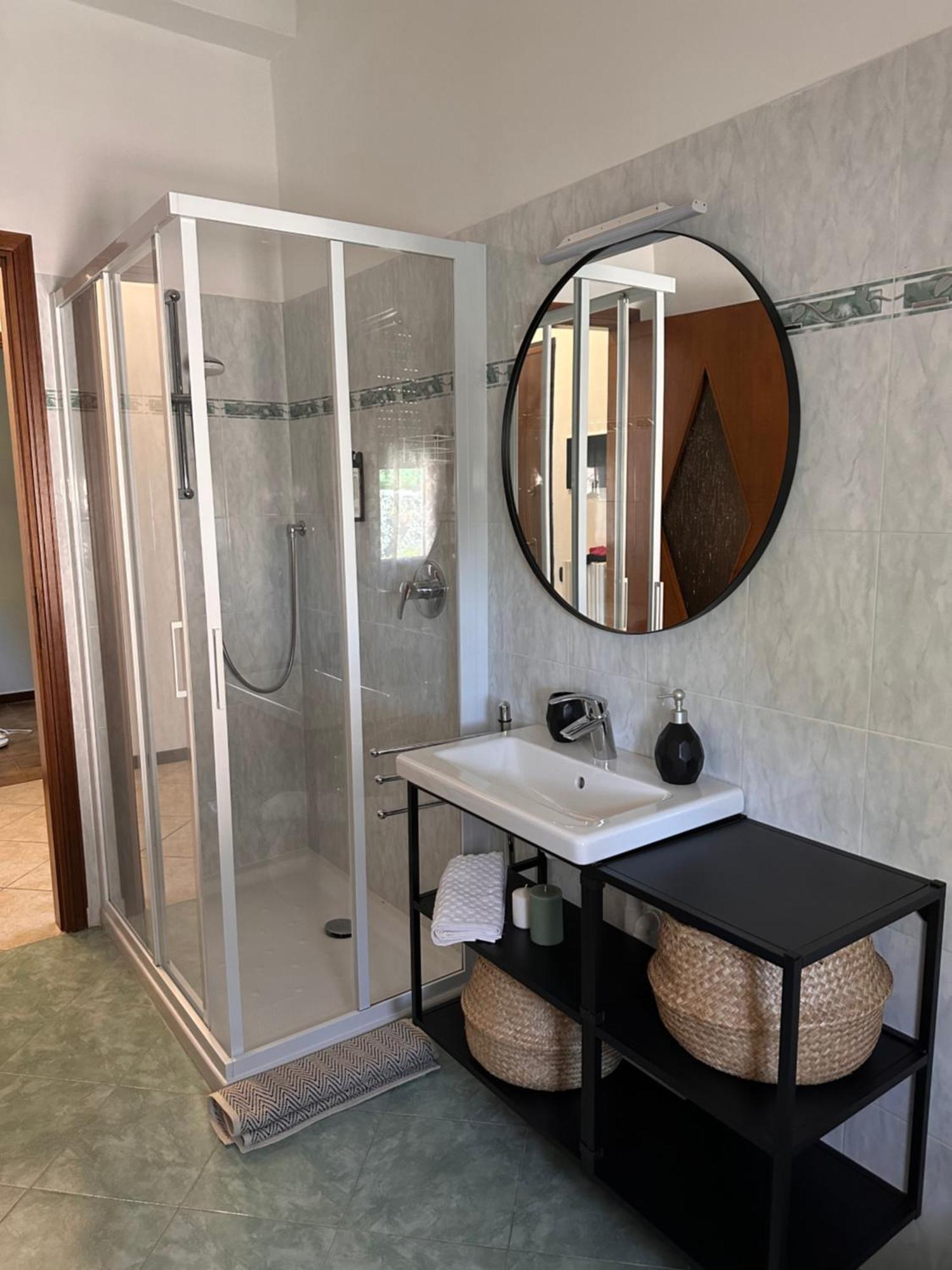 Little House Lezzeno Apartment ภายนอก รูปภาพ
