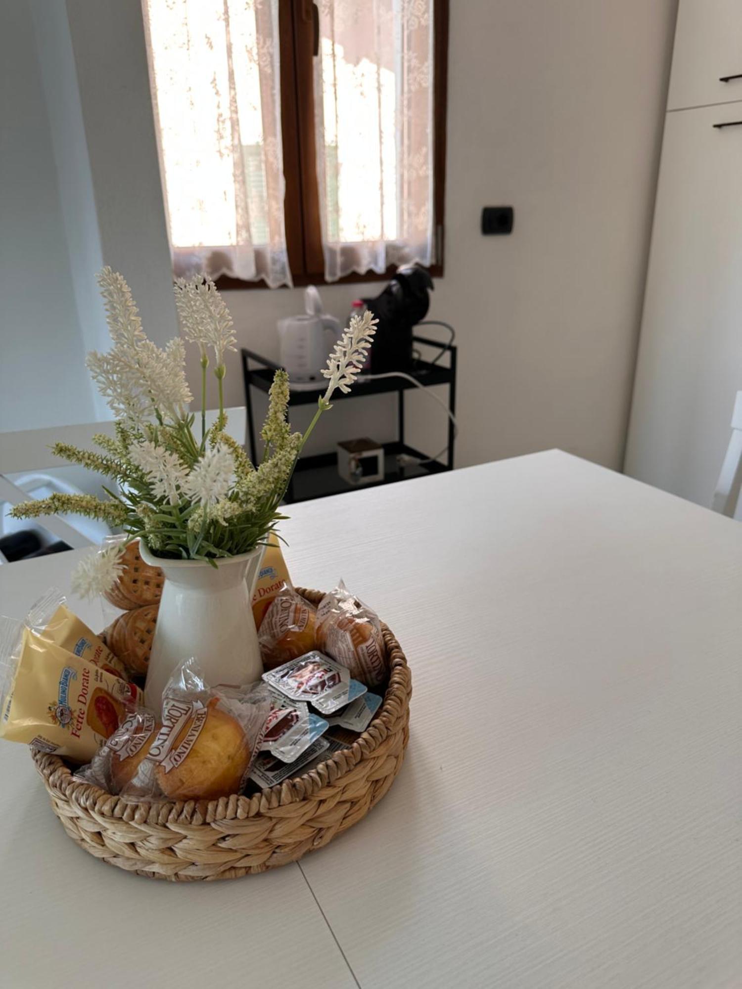 Little House Lezzeno Apartment ภายนอก รูปภาพ