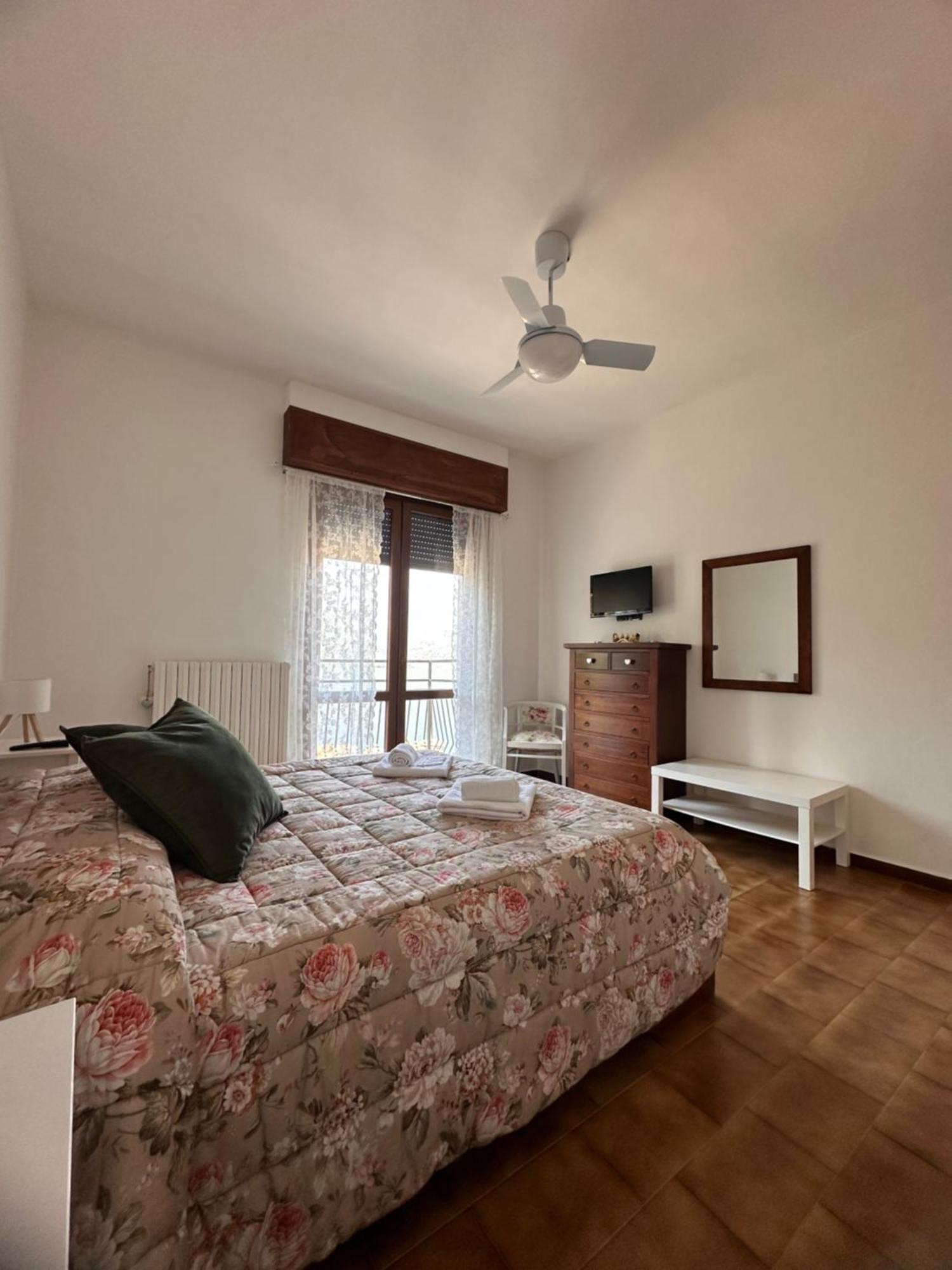 Little House Lezzeno Apartment ภายนอก รูปภาพ